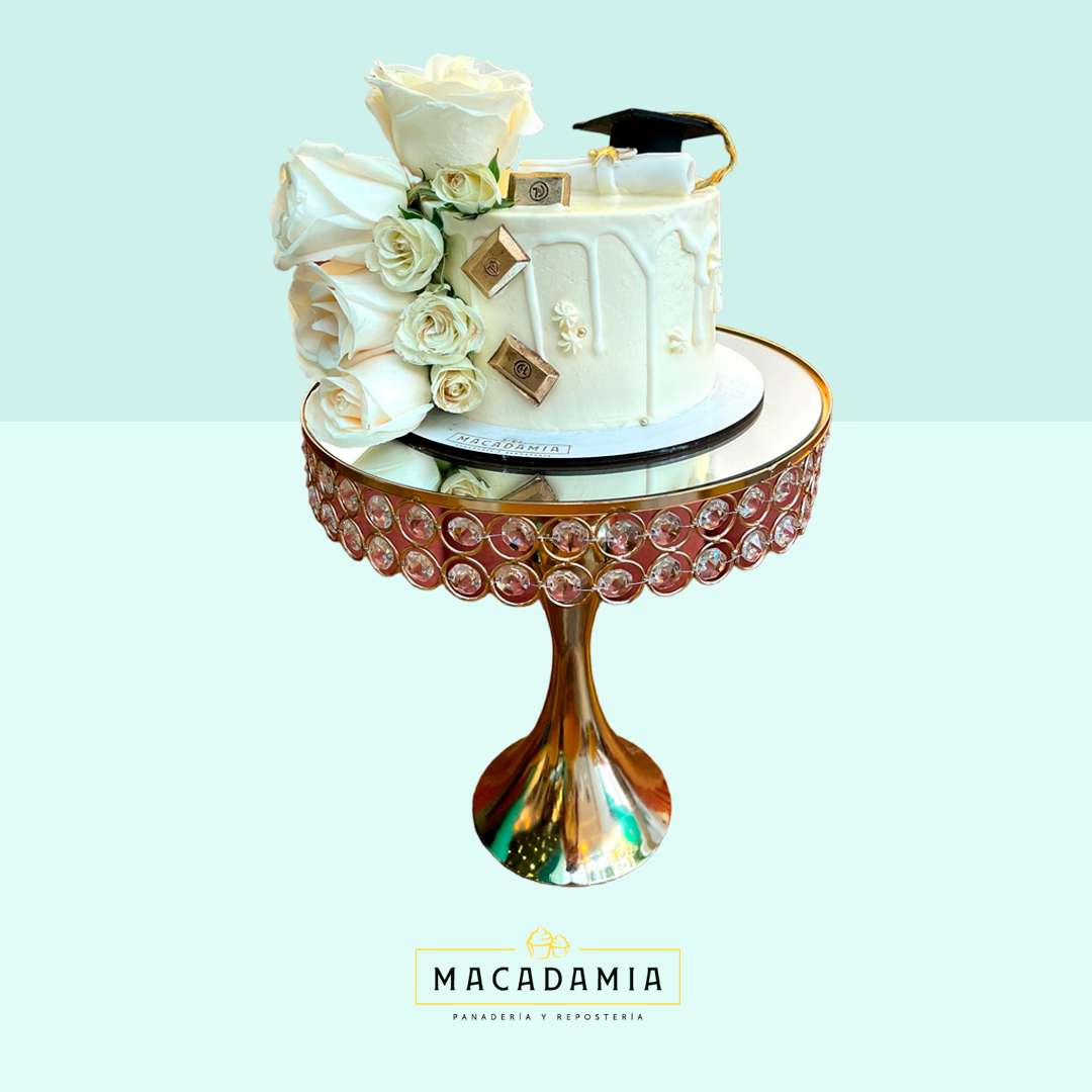 Torta de grado rosas blancas – Macadamia